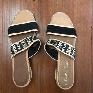 TOMS Women's Mariposa Black Suede/Geometric Woven